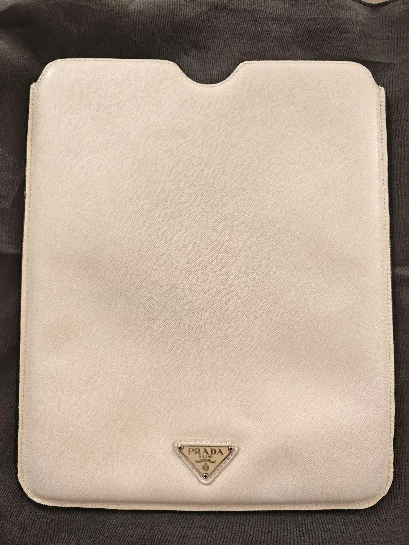 2026年最新】プラダ PRADA iPadケースの人気アイテム - メルカリ