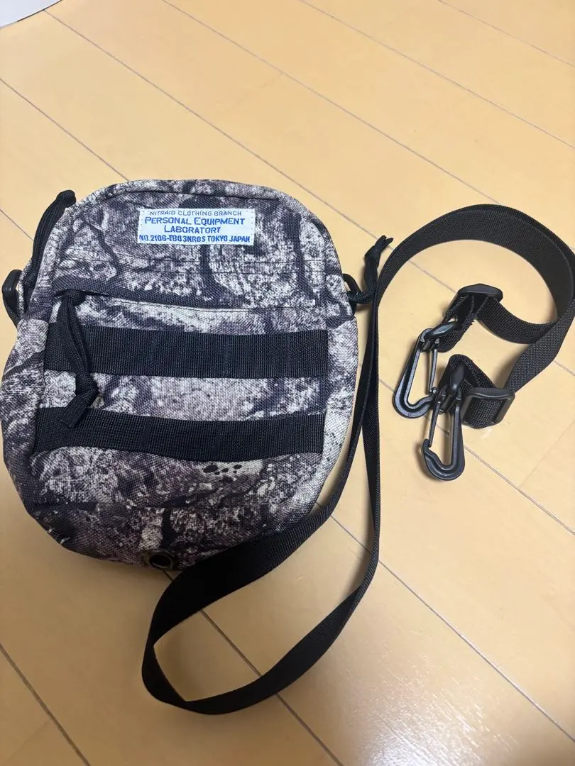 2026年最新】nitraid ポーチの人気アイテム - メルカリ