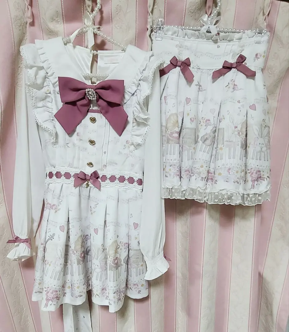 2026年最新】melody bunny柄ワンピースの人気アイテム - メルカリ