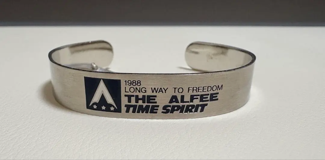 2026年最新】alfee リストバンドの人気アイテム - メルカリ