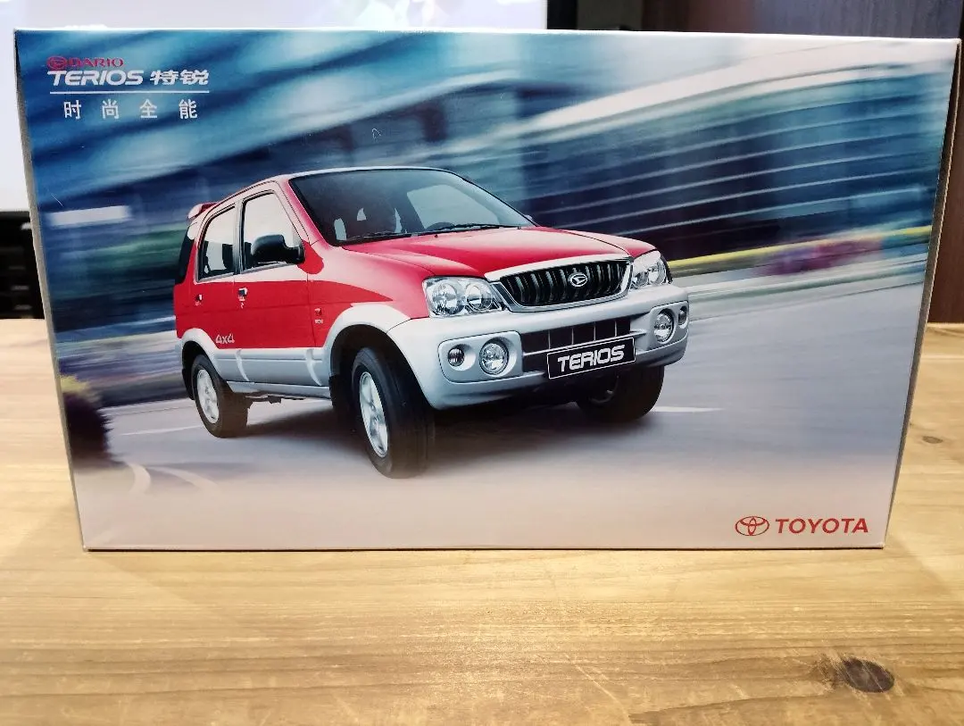 1/18 トヨタ テリオス ディーラー品 ミニカー ホワイト