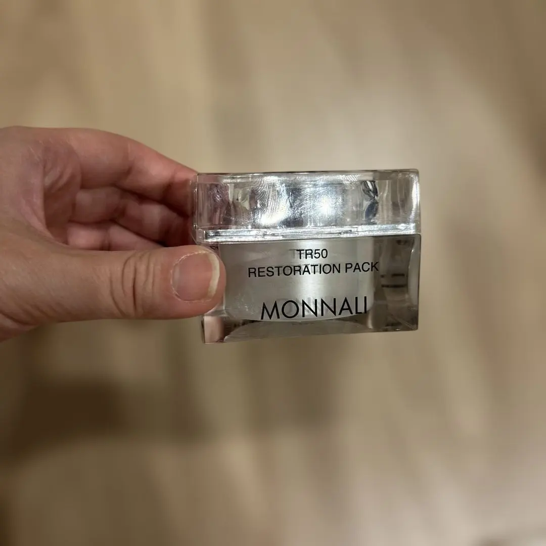 m74137352580_1.jpg?1766928213