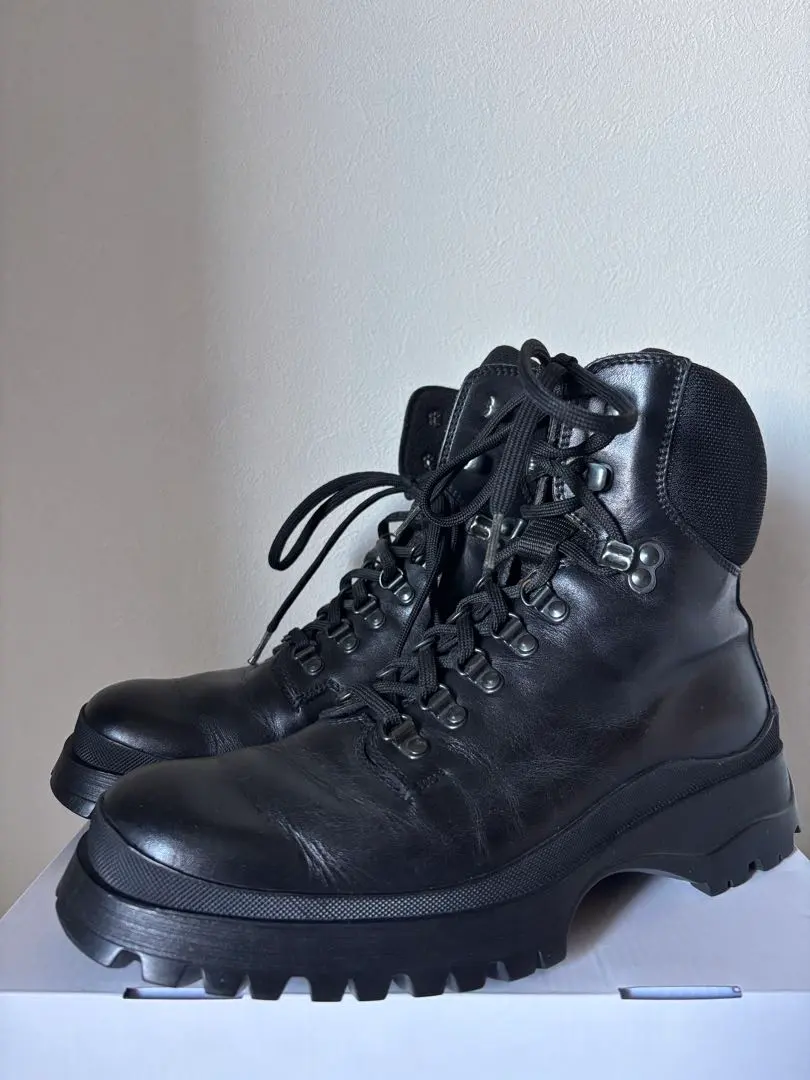 2026年最新】PRADA トレッキング ブーツの人気アイテム - メルカリ