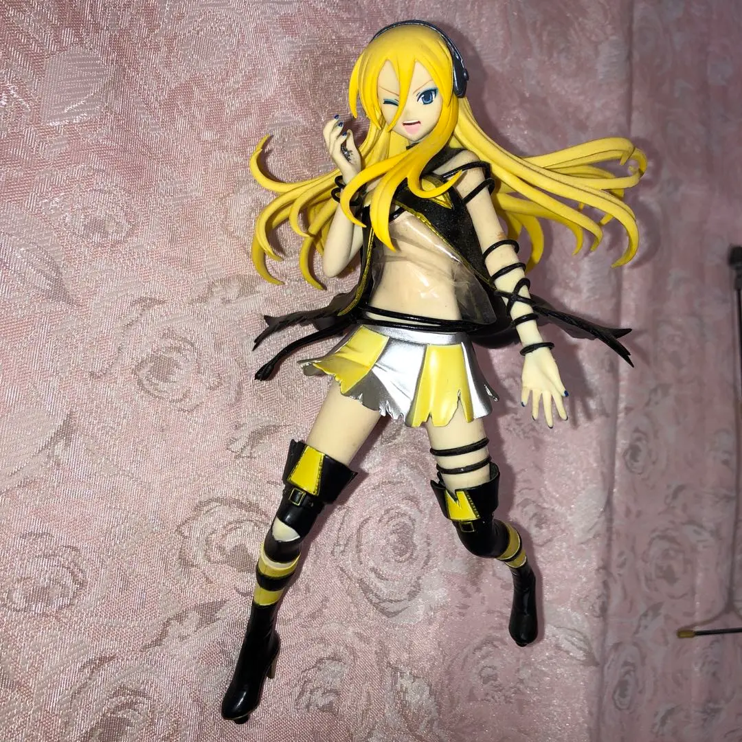 2026年最新】lily from anim.o.v.eの人気アイテム - メルカリ