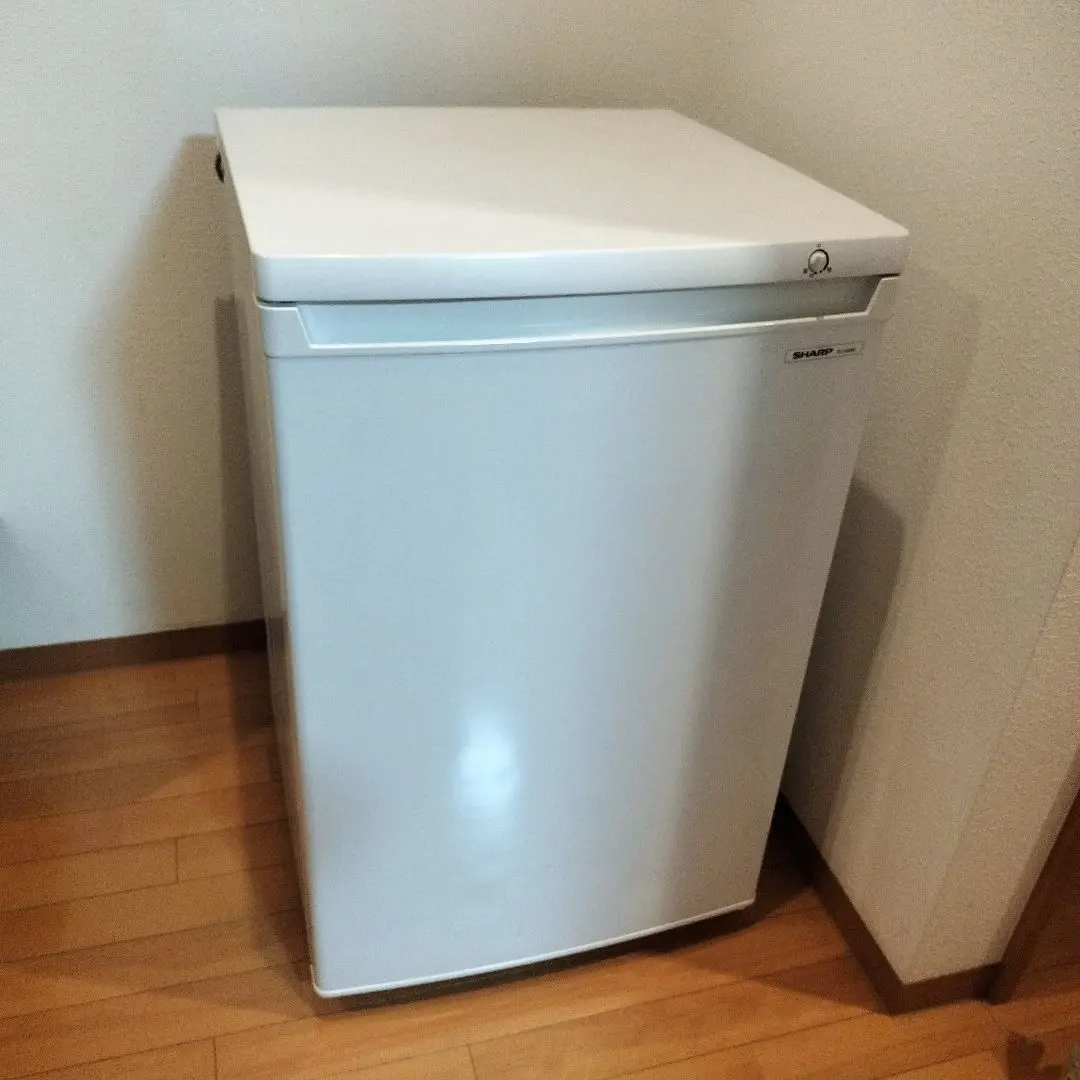 2026年最新】シャープ 冷凍庫 86l fj-hs9xの人気アイテム - メルカリ