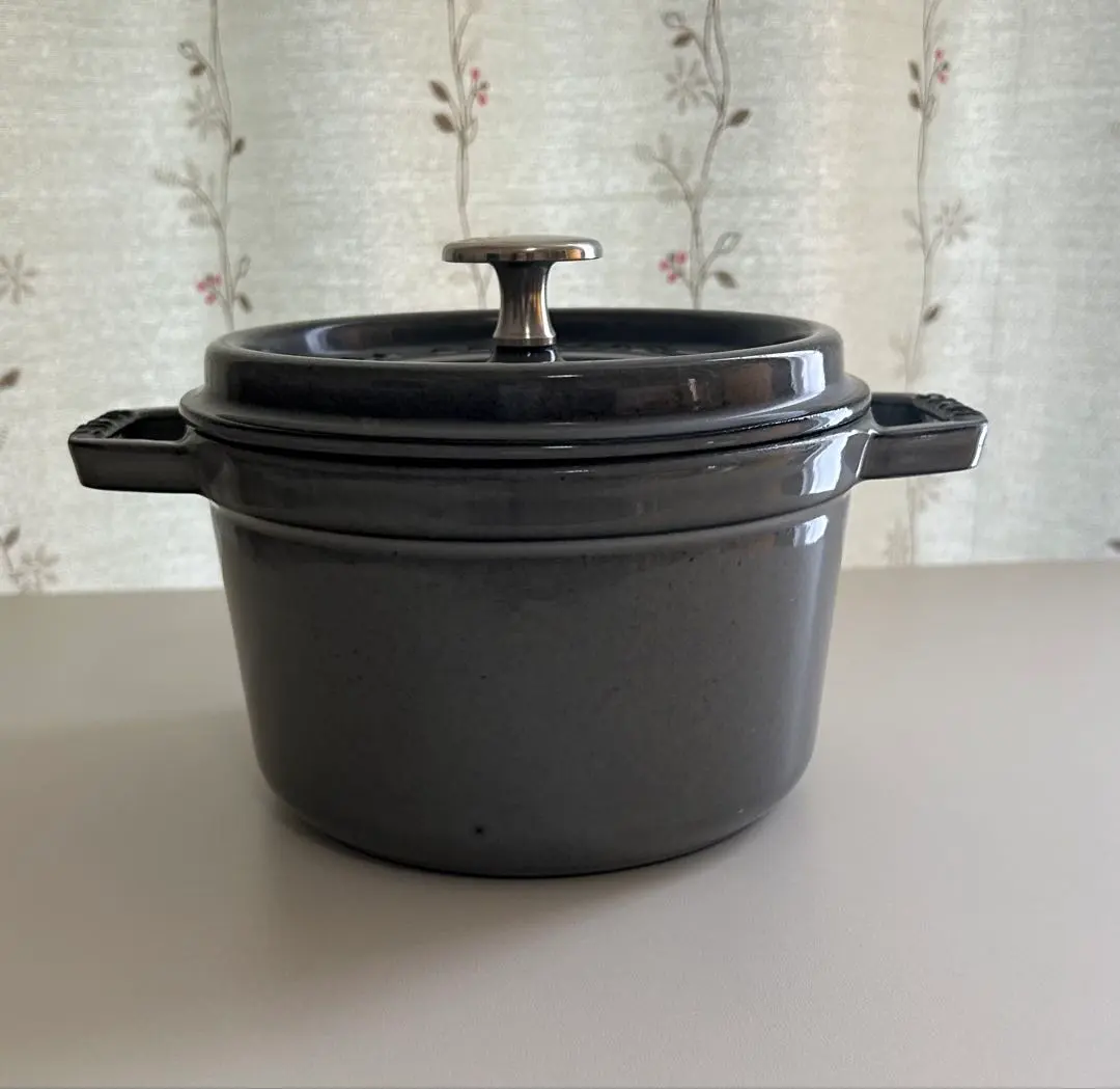 2026年最新】ストウブ 16cm 旧型の人気アイテム - メルカリ