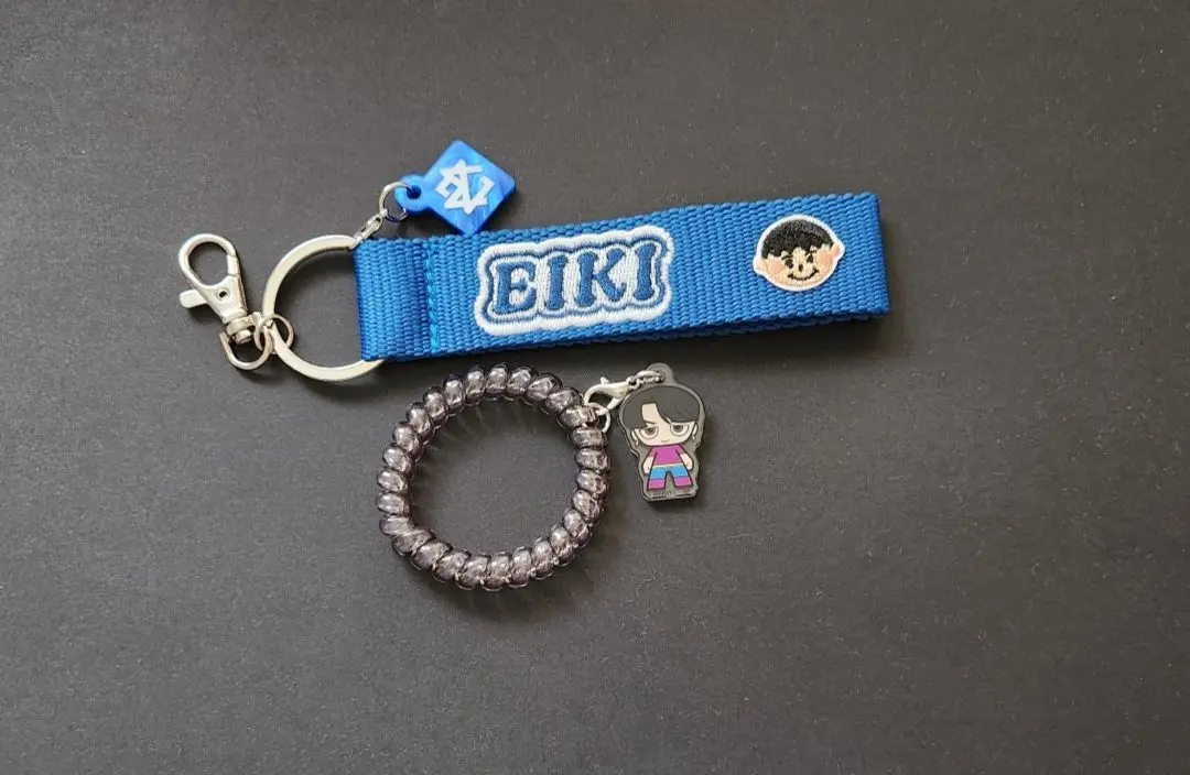 2026年最新】mazzel エイキ キーチェーンの人気アイテム - メルカリ