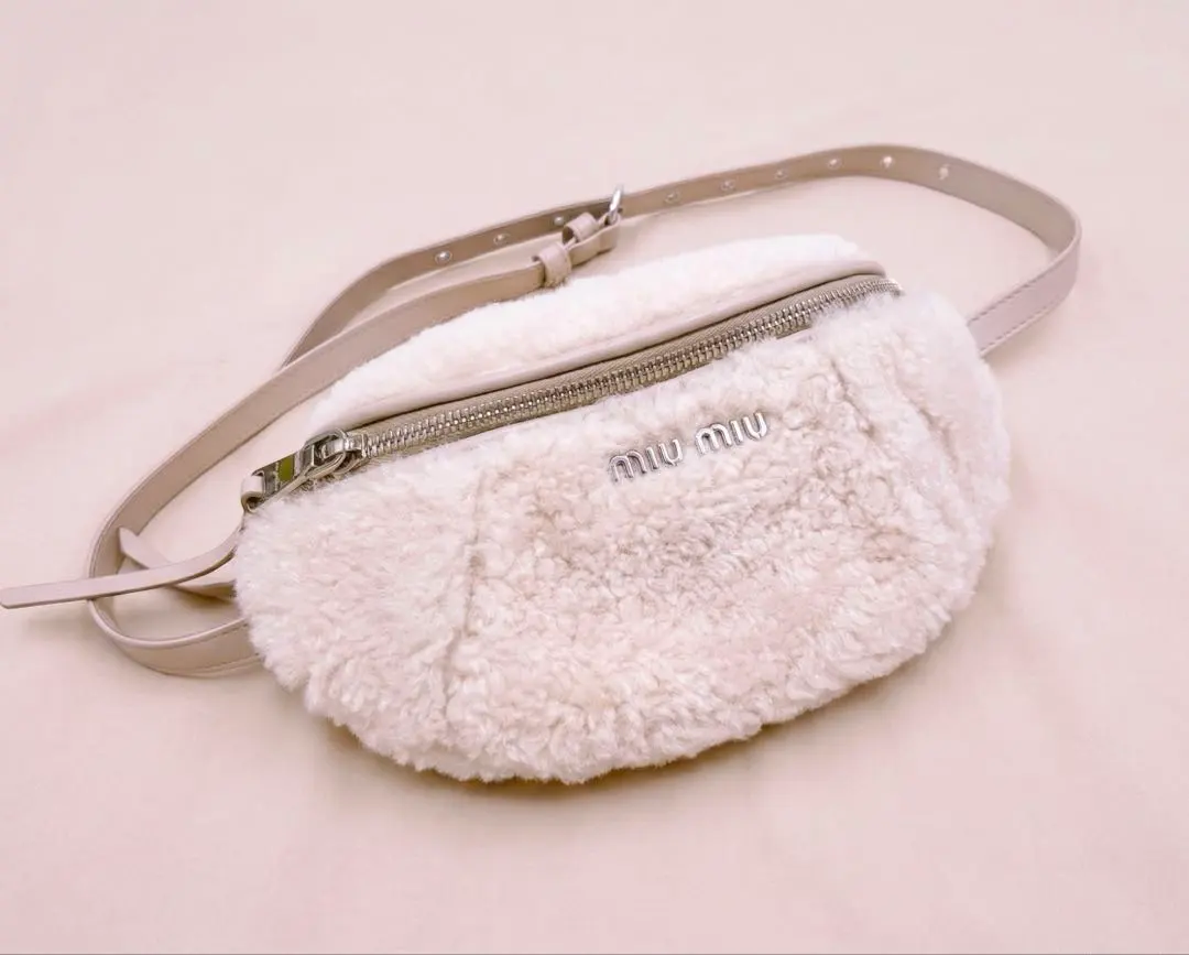 2026年最新】MIU MIU ボディバッグ・ウエストポーチの人気アイテム