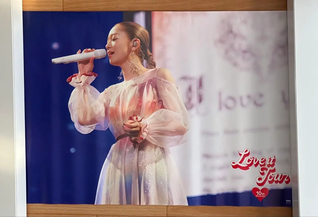 2026年最新】西野カナポスターの人気アイテム - メルカリ