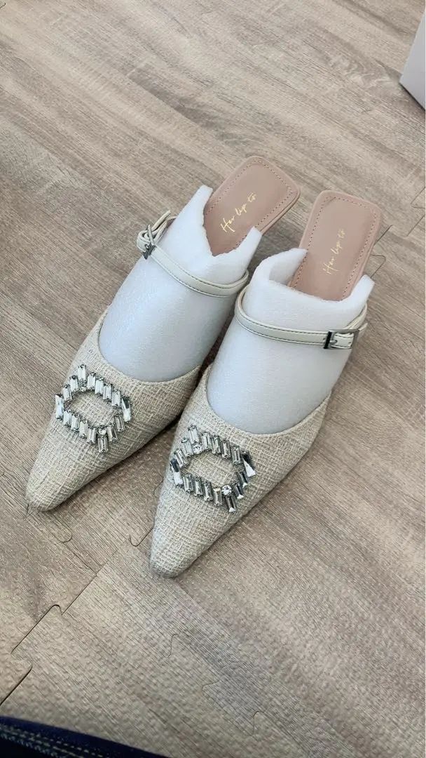 2026年最新】tweed crystal mulesの人気アイテム - メルカリ