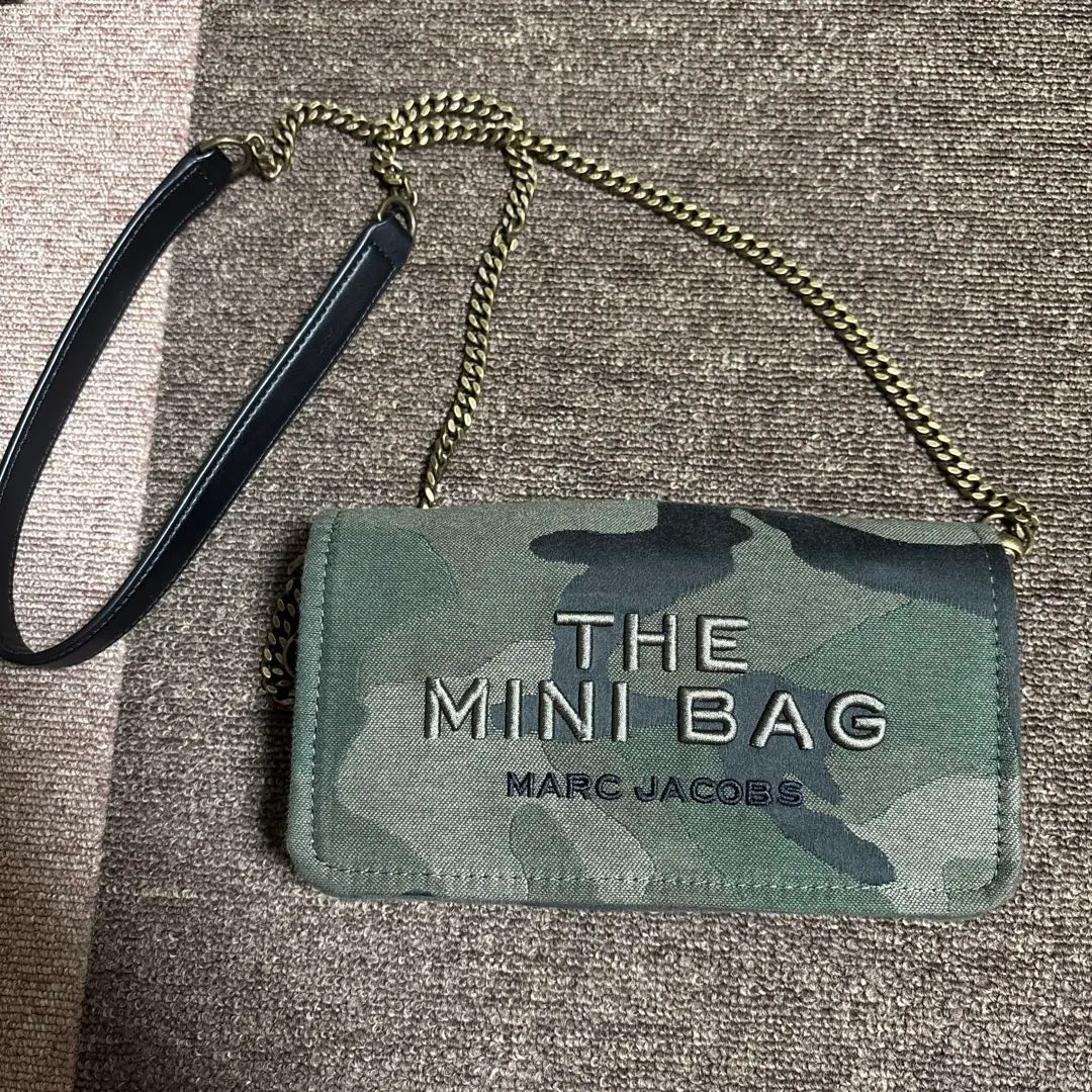 2026年最新】MARC JACOBS カラー：カーキ系 ショルダーバッグの人気