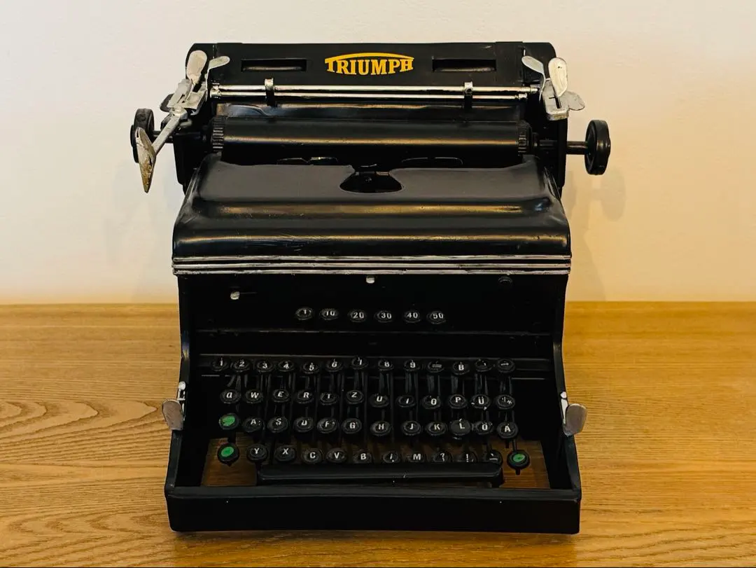 2026年最新】タイプライター triumphの人気アイテム - メルカリ