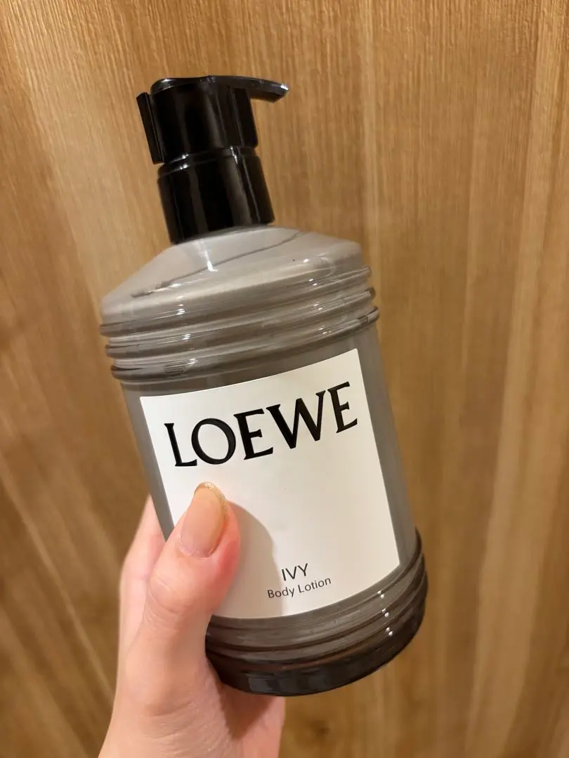 2026年最新】LOEWE ボディローションの人気アイテム - メルカリ