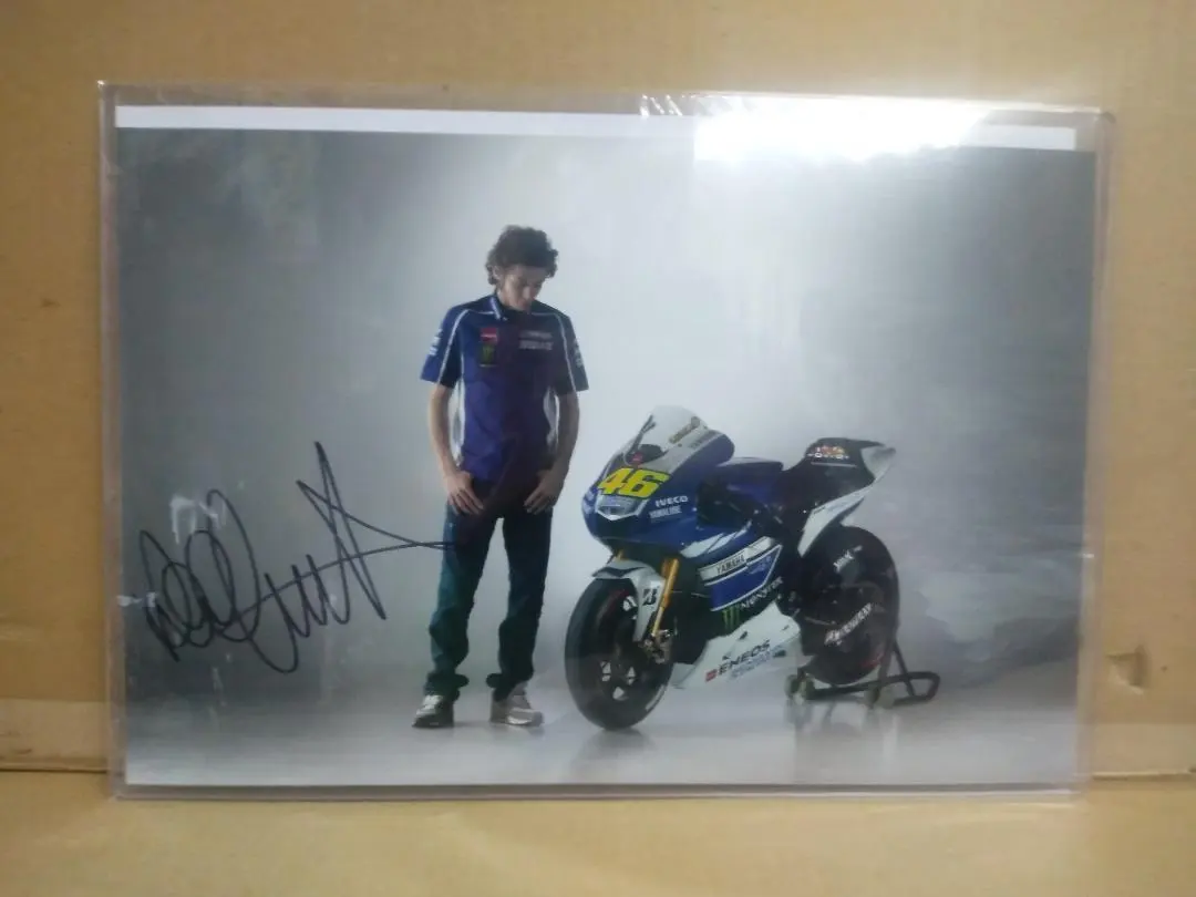 2026年最新】バレンティーノ・ロッシ サインの人気アイテム - メルカリ