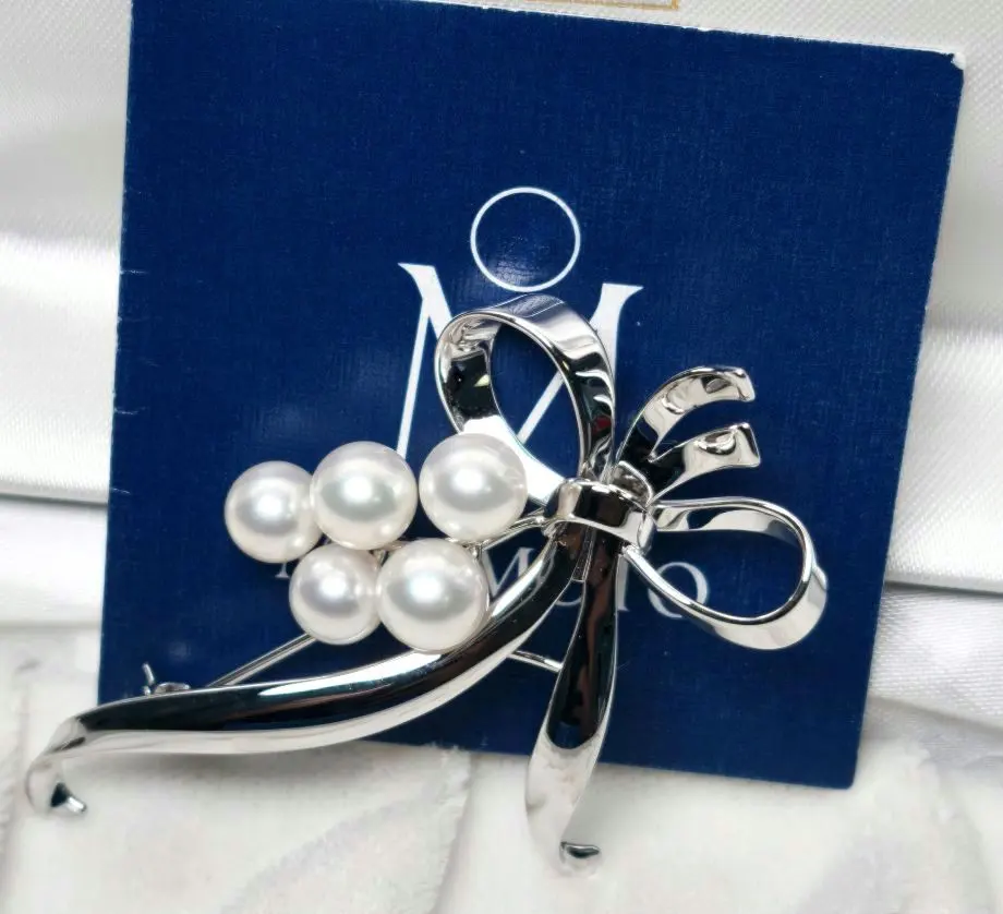 2026年最新】ミキモト ブローチ 愛子さまの人気アイテム - メルカリ