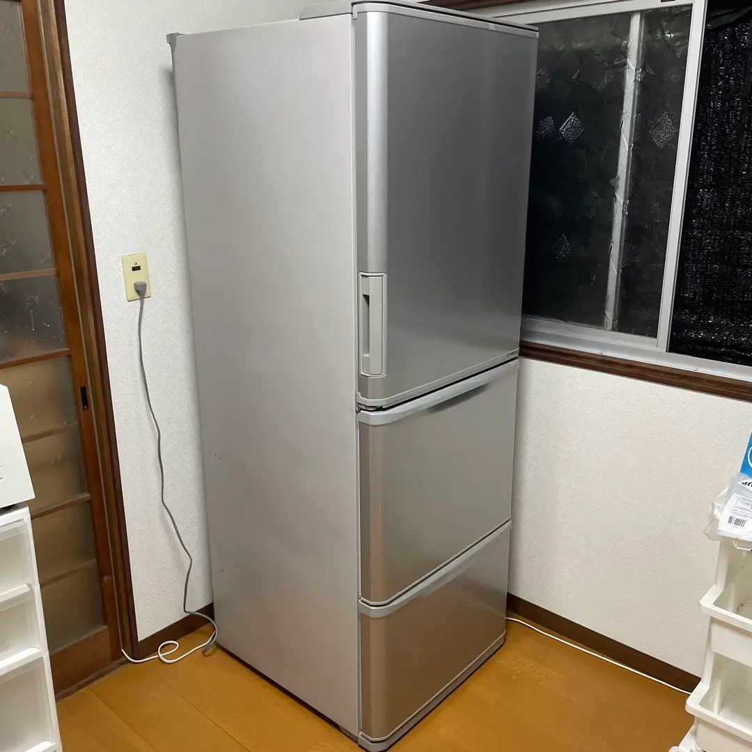 2026年最新】シャープ 冷蔵庫 sj w352bの人気アイテム - メルカリ