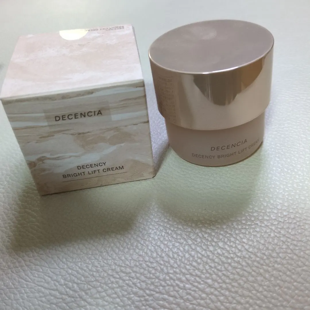 2026年最新】ディセンシア ブライトリフトの人気アイテム - メルカリ