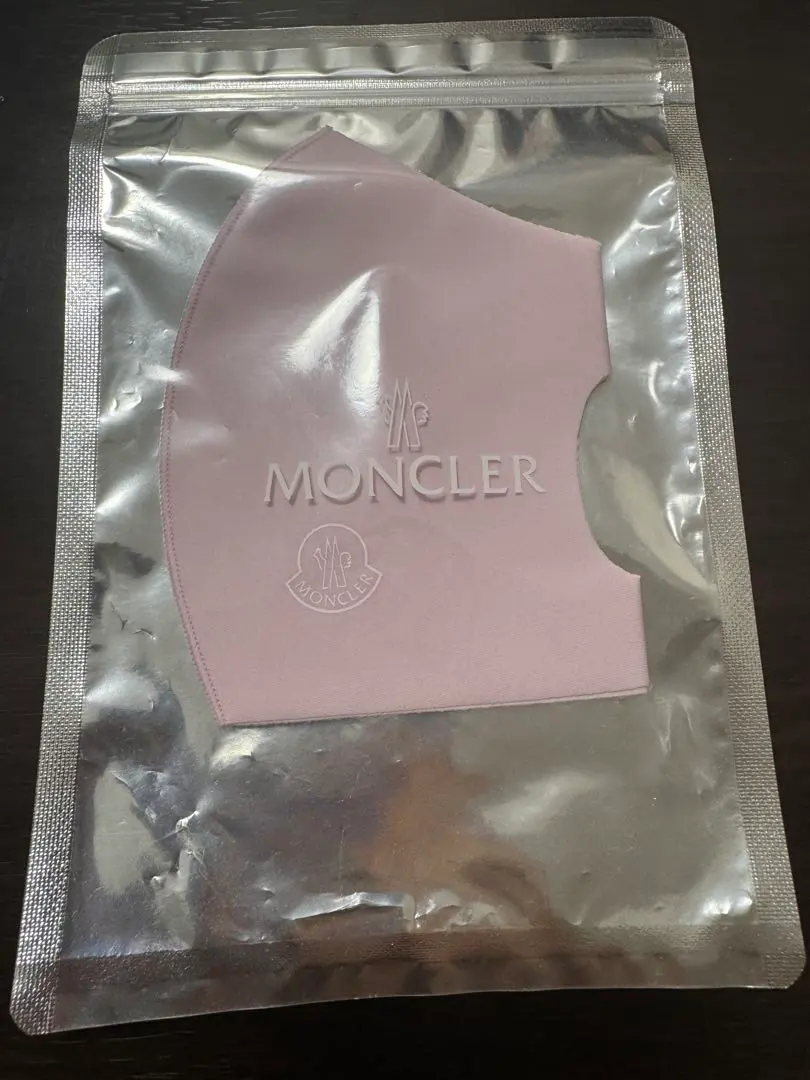 2026年最新】モンクレールマスクの人気アイテム - メルカリ