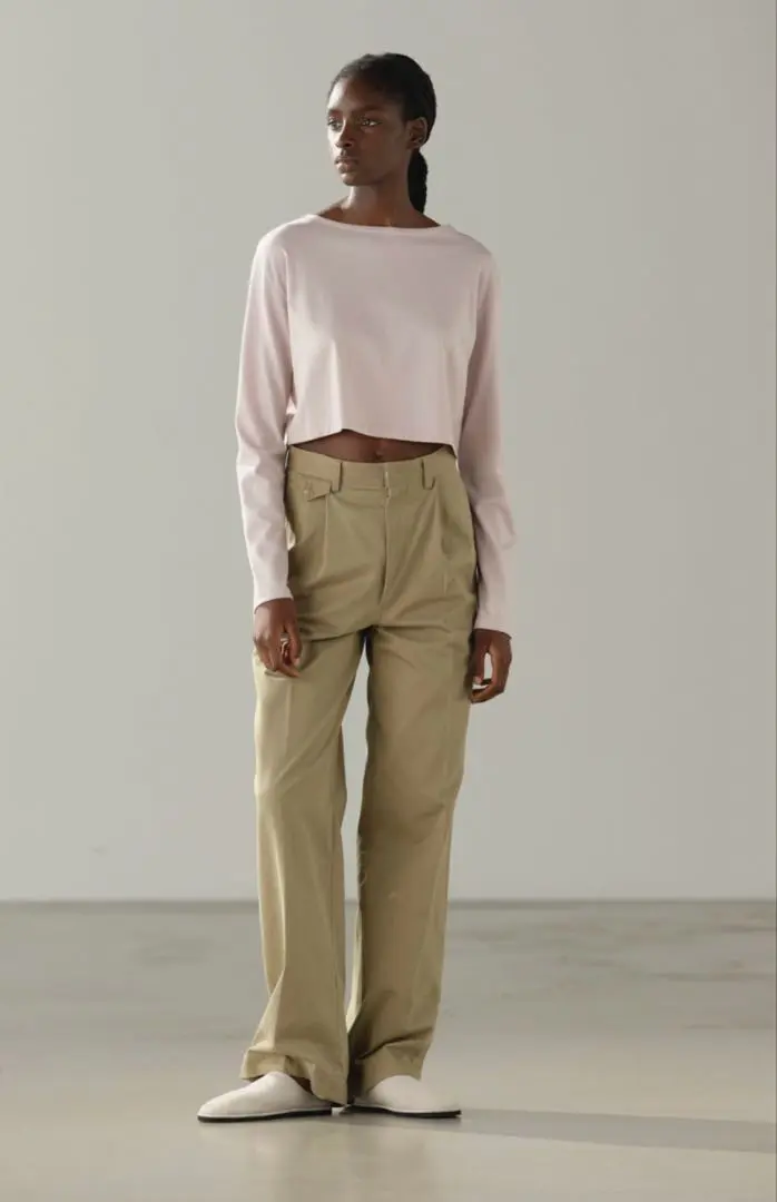 2026年最新】AURALEE チノパンの人気アイテム - メルカリ