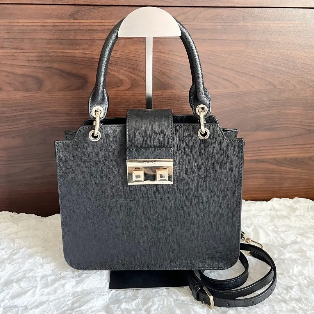 2026年最新】furla ベラの人気アイテム - メルカリ