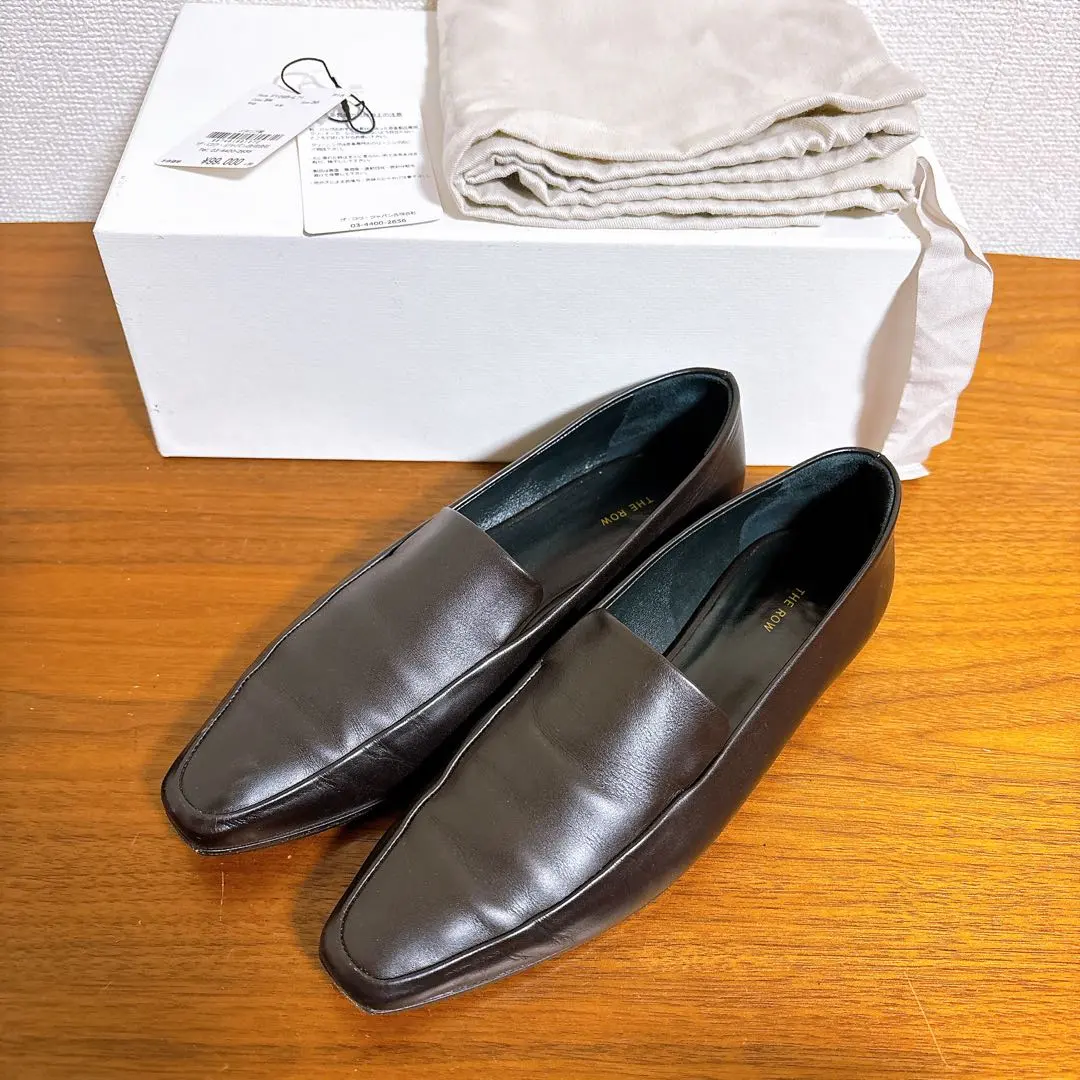 2026年最新】the row ローファーの人気アイテム - メルカリ