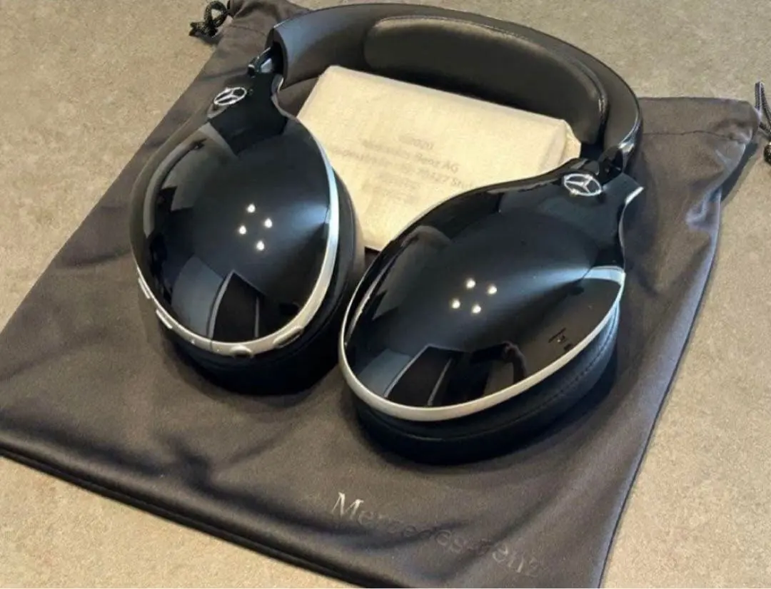 2026年最新】Mercedes-Benz ヘッドホンの人気アイテム - メルカリ