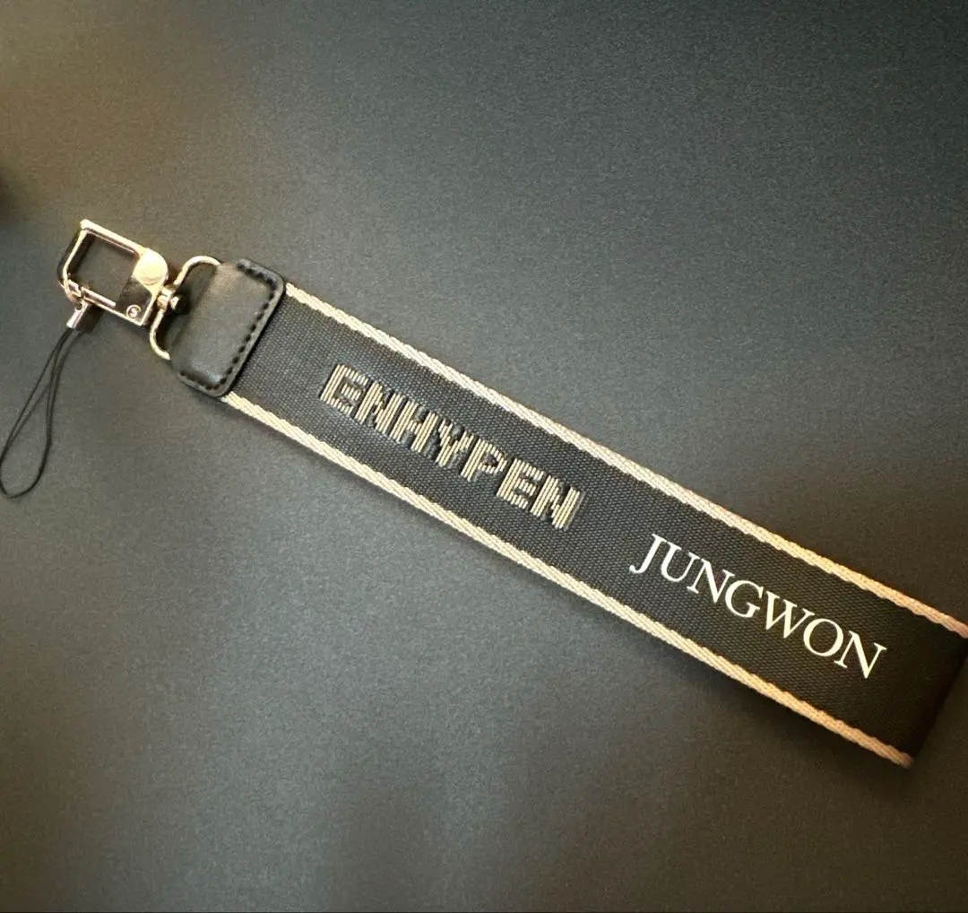 2026年最新】enhypen マルチストラップ ジェイの人気アイテム - メルカリ