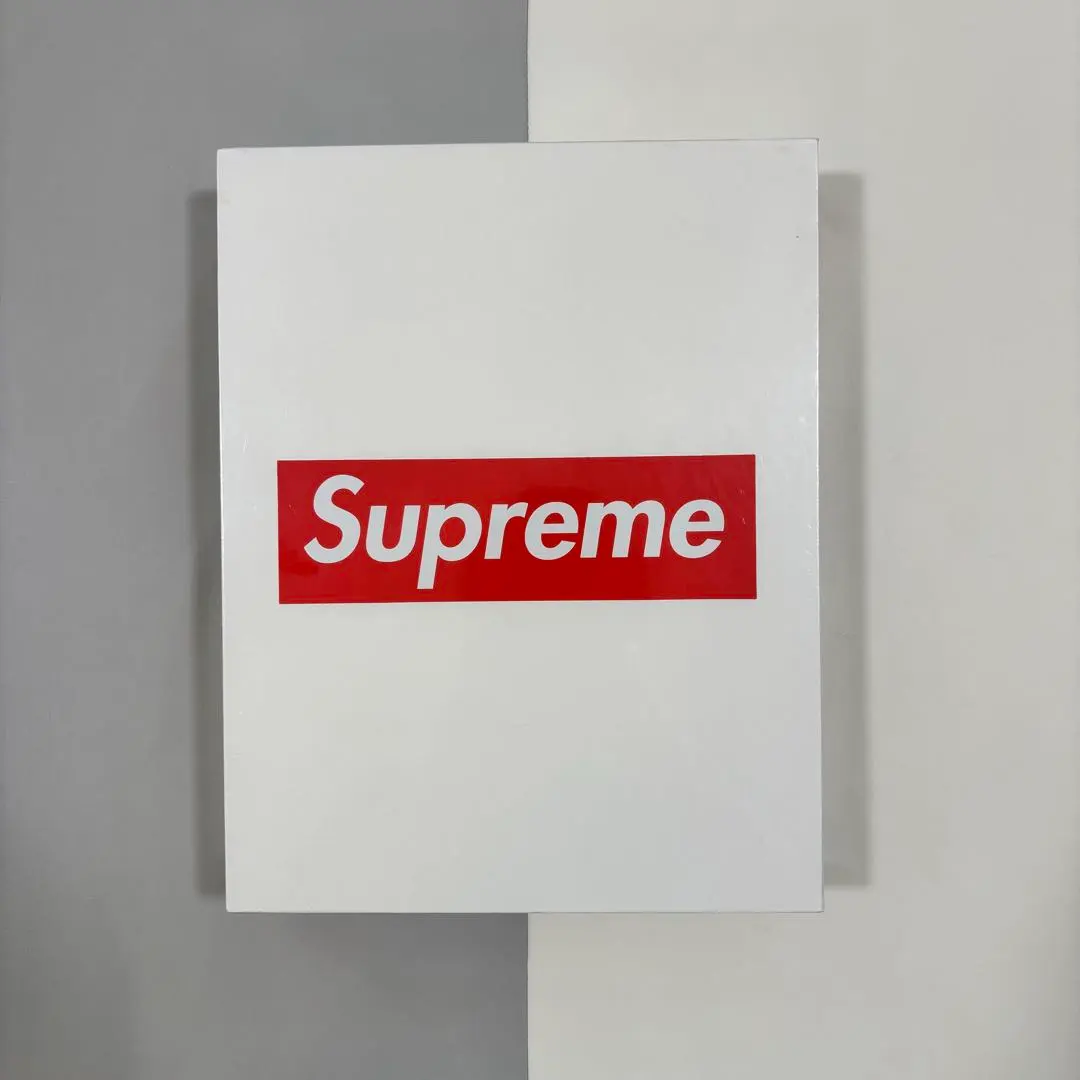 2026年最新】supreme book vol.2の人気アイテム - メルカリ