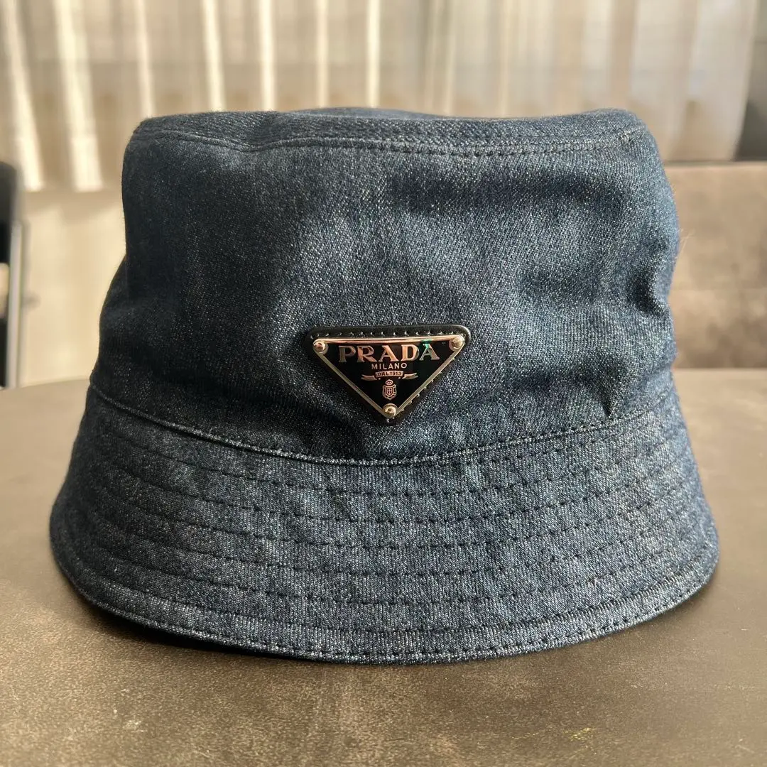 2026年最新】prada バケットハット デニムの人気アイテム - メルカリ