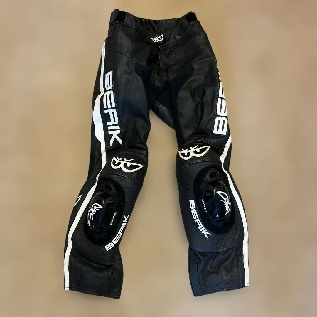 2026年最新】ベリック レザーパンツの人気アイテム - メルカリ