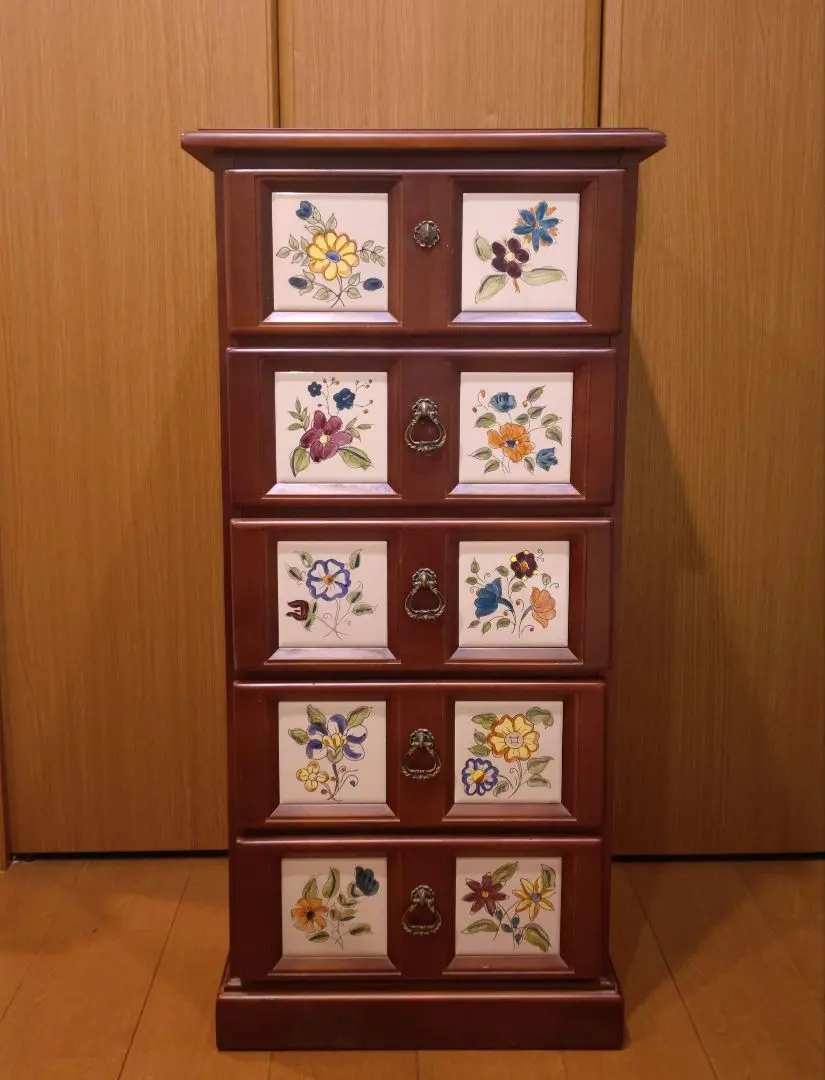 2026年最新】スペインバレンシアタイルの人気アイテム - メルカリ