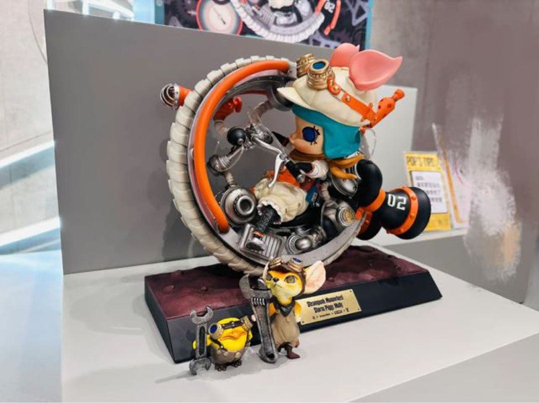 デザイナーズトイ 末那末匠 ポップマート  Molly フィギュア C Pop Mart Mega Collection 400% Space Molly Christmas 2024 Figure | eBay