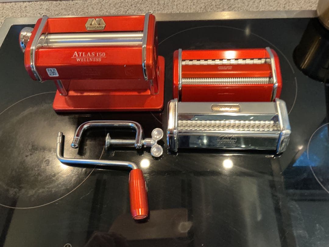 Marcato Atlas150 パスタマシン オレンジ色　マルカート　製麺機 楽天市場】マルカート アトラス 手動式パスタマシーン ATL150 製麺機