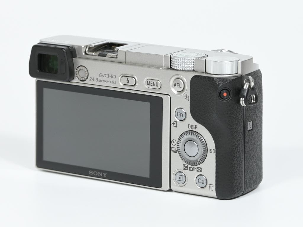 【美品】 ソニー α6000 ILCE-6000 レンズセット《SC数5220》