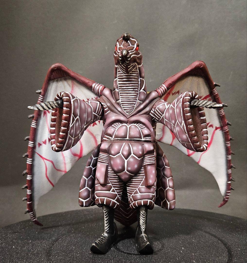 ウルトラ怪獣ソフビ パワードドラコ リペイント完成品 - メルカリ