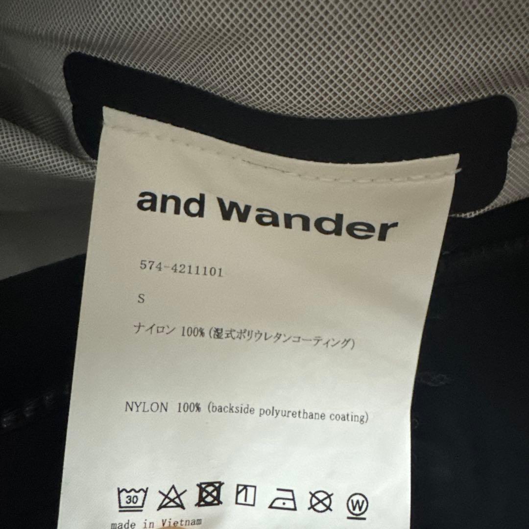 ジャケット・アウター and wander 2.5L hiker rain jacket