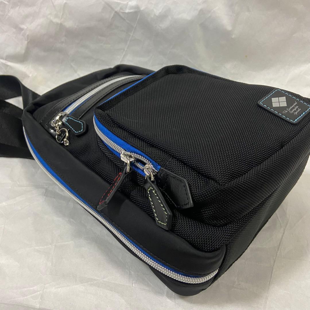 美品 五等分の花嫁∽ 5周年記念 バリスティックナイロンボディバッグ