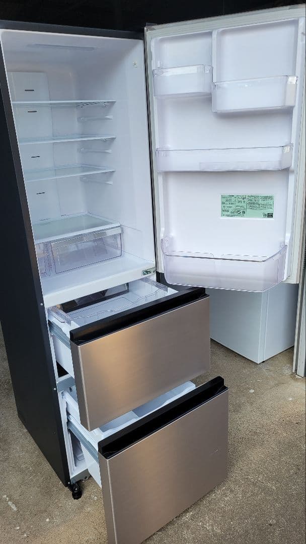 HITACHI冷蔵庫✨315L 2022年✨自動氷 - メルカリ