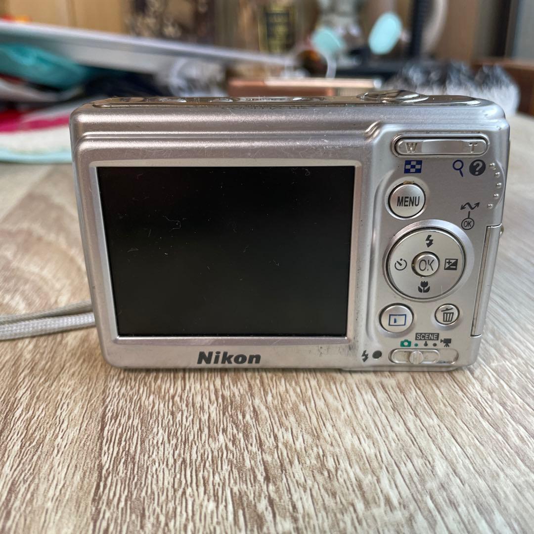 Nikon COOLPIX L12 コンパクトデジタルカメラ - メルカリ