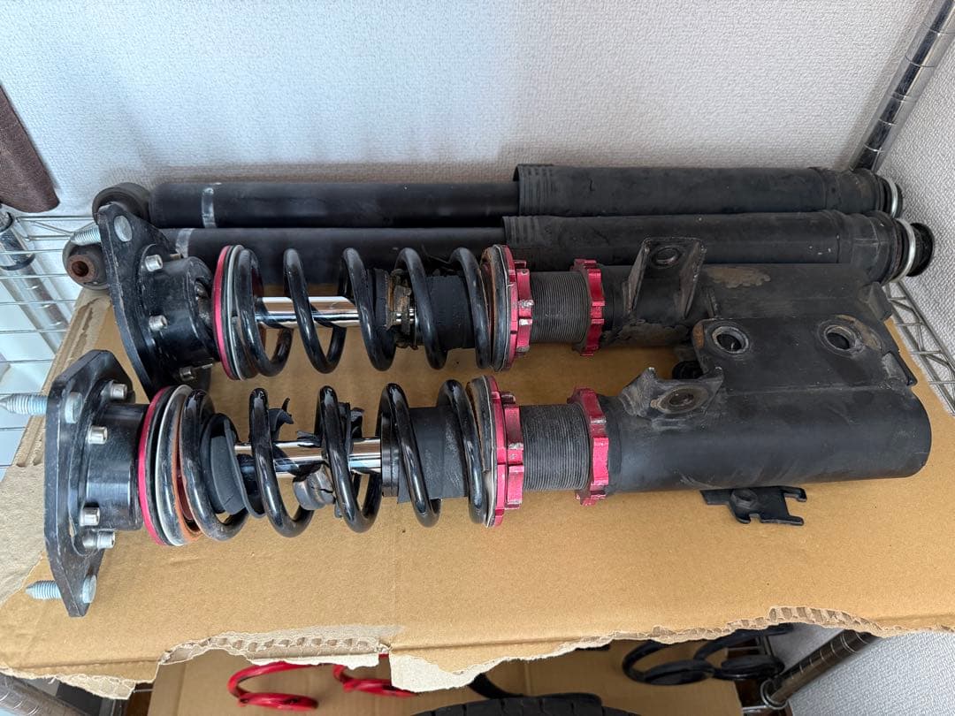 30プリウス　車高長　フロントのみ 30プリウス車高調取付け(フロント編)Final Connextion ファイル