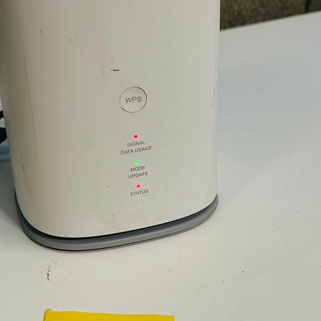 ZTE Speed Wi-Fi HOME 5G L13 ホ黒のアダプター付き