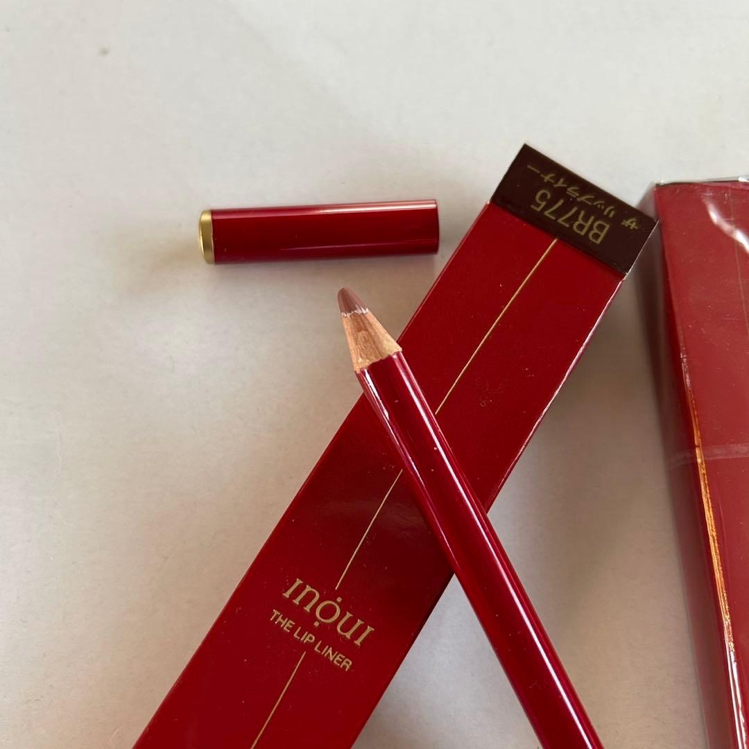 インウイ ザ・リップL BR 775インウイ ザ・リップL BR 775