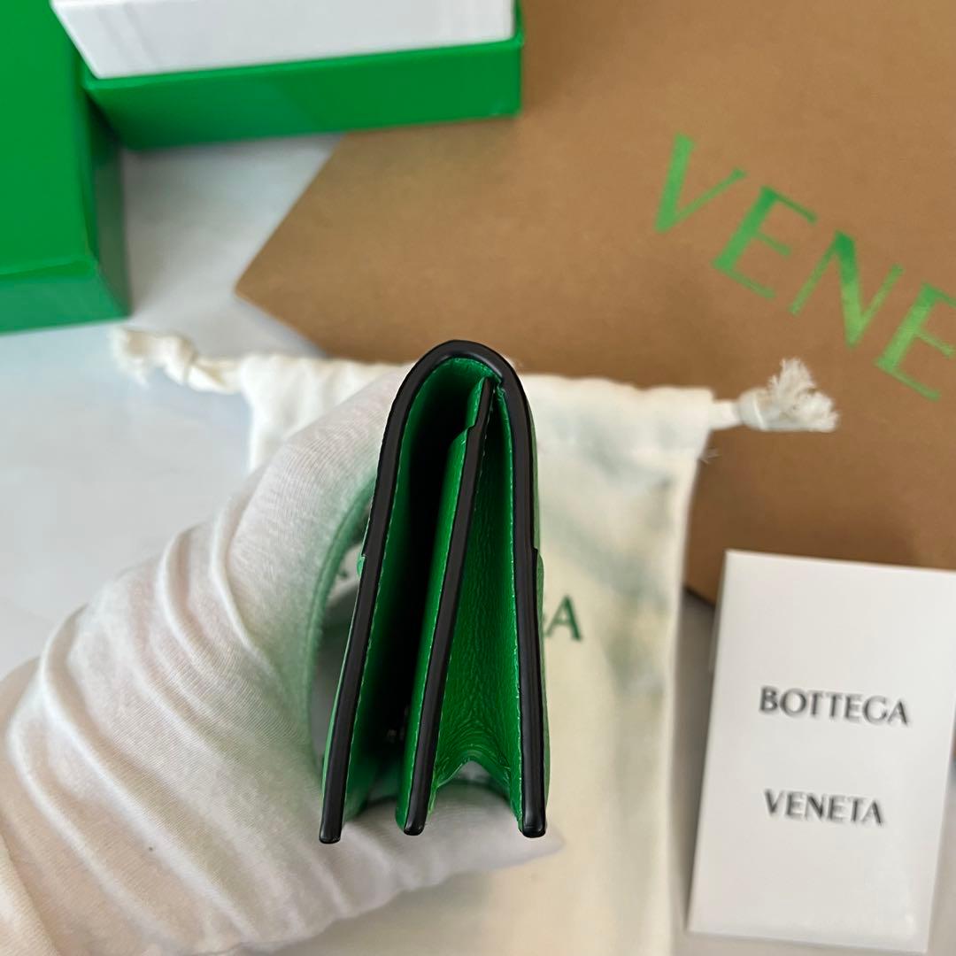新品未使用】ボッテガヴェネタ カードケース 名刺入れ パラキート 緑