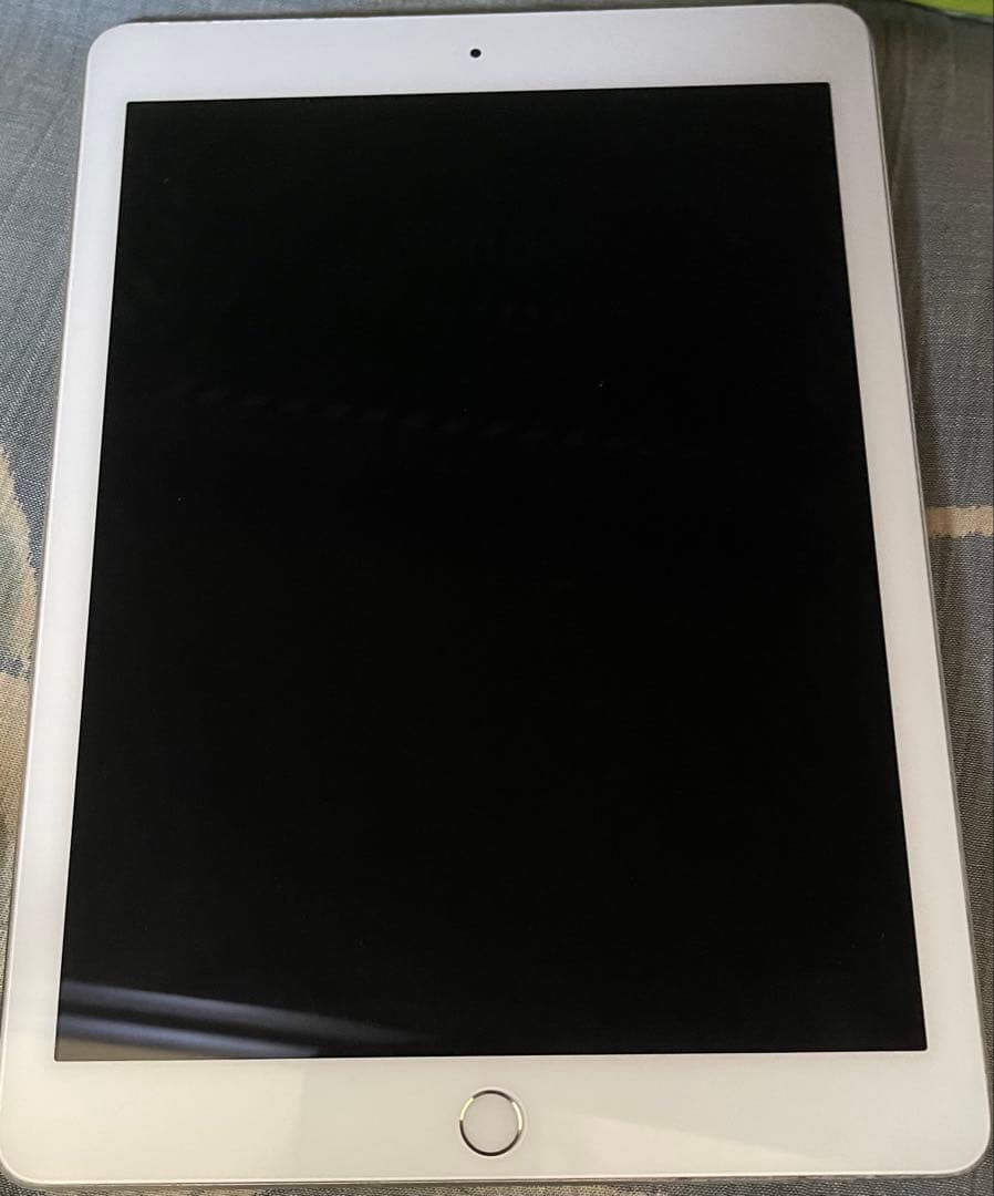 Apple iPad 第6世代Wi-Fiモデル32GB【中古品】 Amazon.co.jp: 【整備済み品】 Apple iPad (第6世代) Wi-Fi 32GB