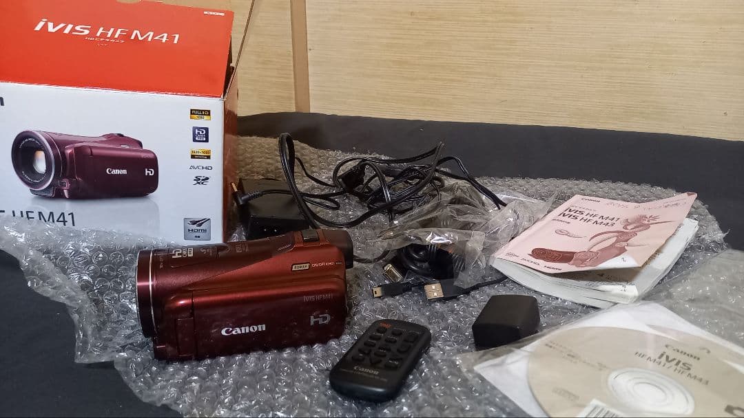 キヤノン　iVIS HF M41 Canon iVIS HF M41 Full HD Video Handheld Camera 1080 SD NTSC from
