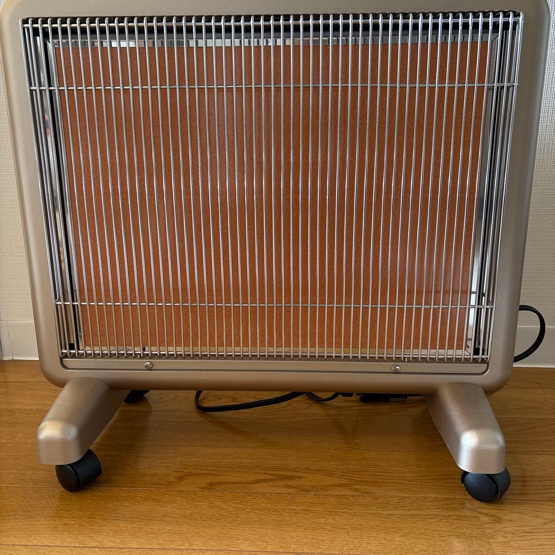美品 遠赤外線暖房器 サンルミエ エクセラ7 N700L-GR - メルカリ