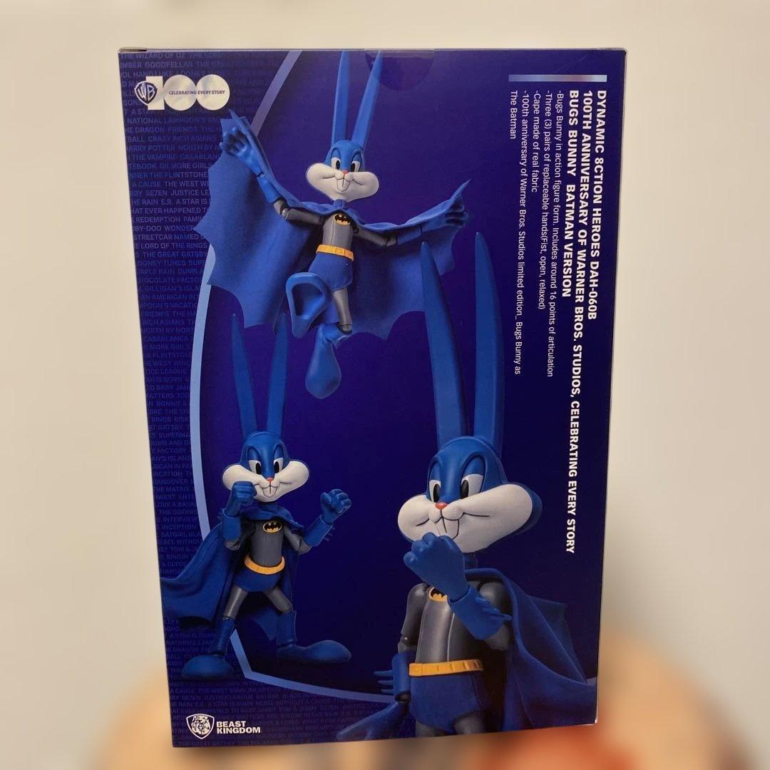 バッグスバニー　Batman Version 100周年記念　フィギュア