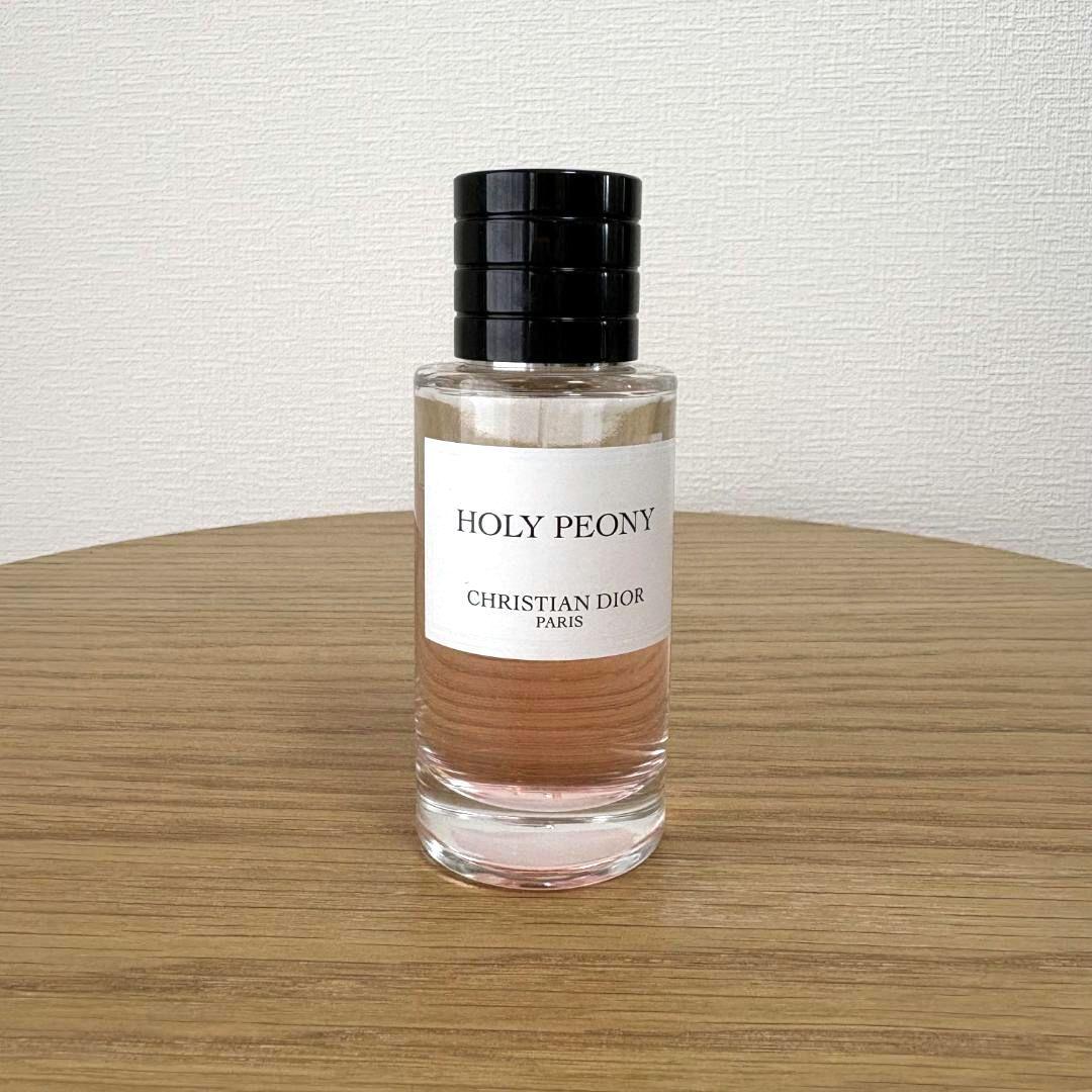 正規品　メゾンクリスチャン　ディオール　ホーリーピオニー　40ml ディオール / ホーリー ピオニー オードゥ パルファンの公式商品情報