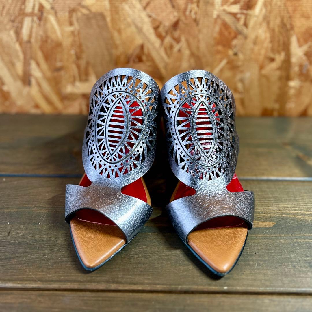 ち*こ様 【売り切り】MANA レザーカットミュール 38(24.0cm)