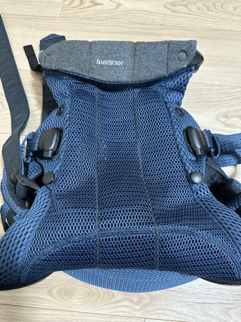 BabyBjörn HARMONY ネイビー 抱っこ紐 BabyBjorn ベビービョルン ベビーキャリア HARMONY (ネイビーブルー